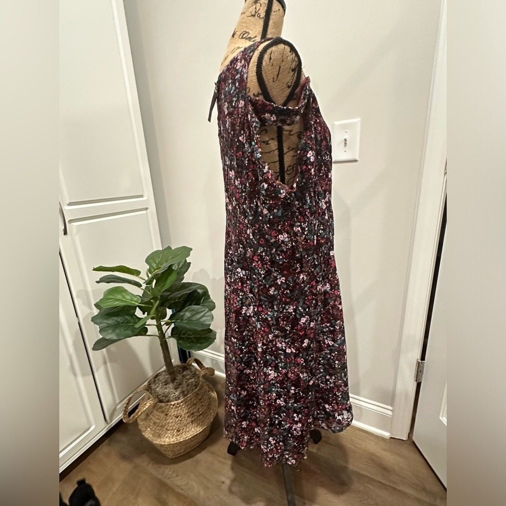 Gabby Skye Floral Lace Dress 18W Burgundy Cold Shoulder Fit Flare Romantic Party - Picture 6 of 13